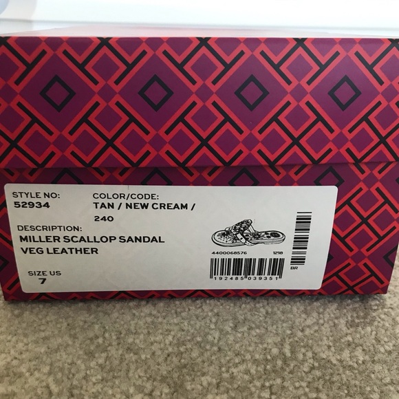 Tory Burch Scallop Miller sandals - Picture 8 of 8